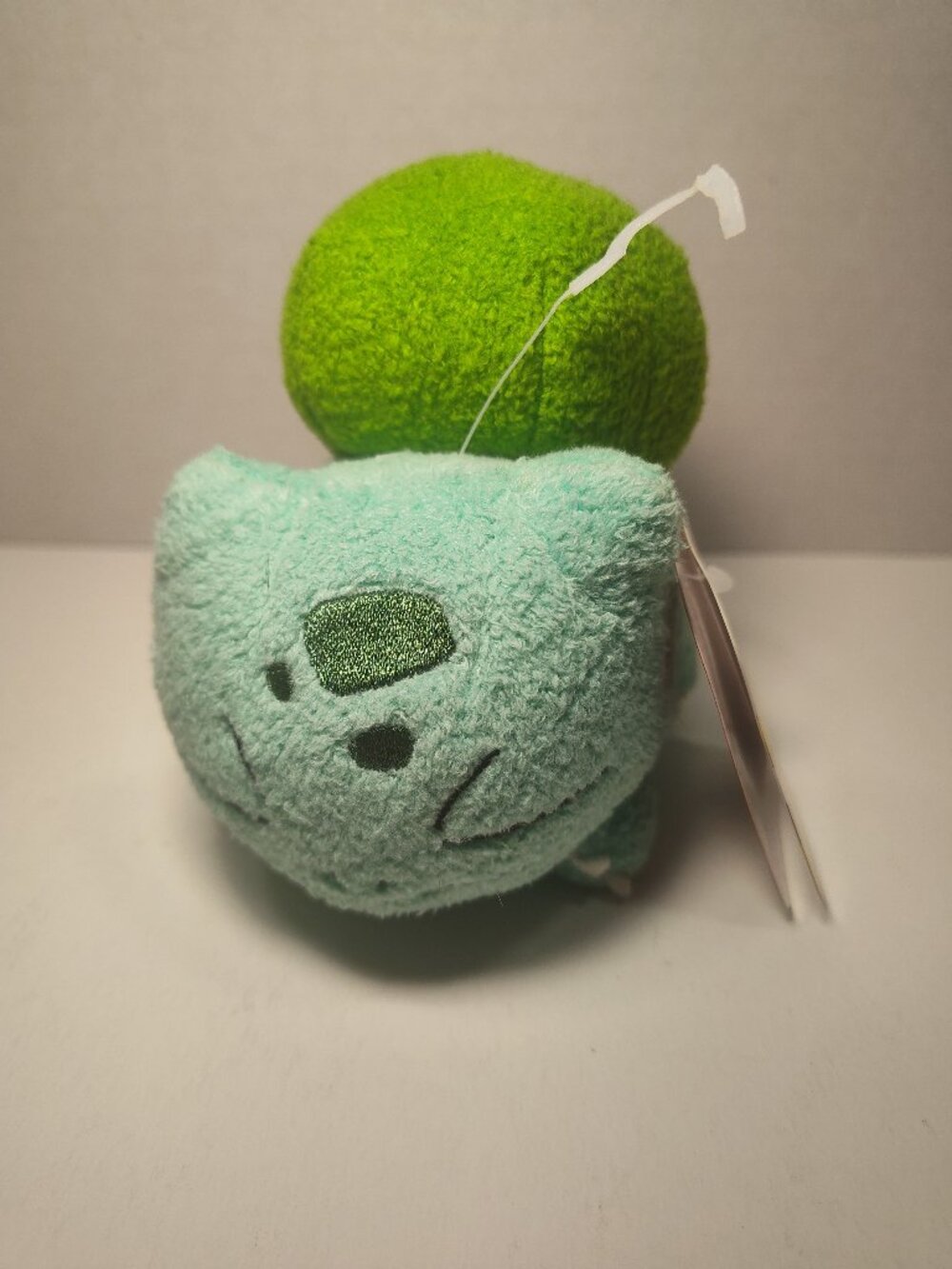Description  Pokemon Bulbasaur Sleeping Plush 5" – Jazwares 2022 – New With Tag